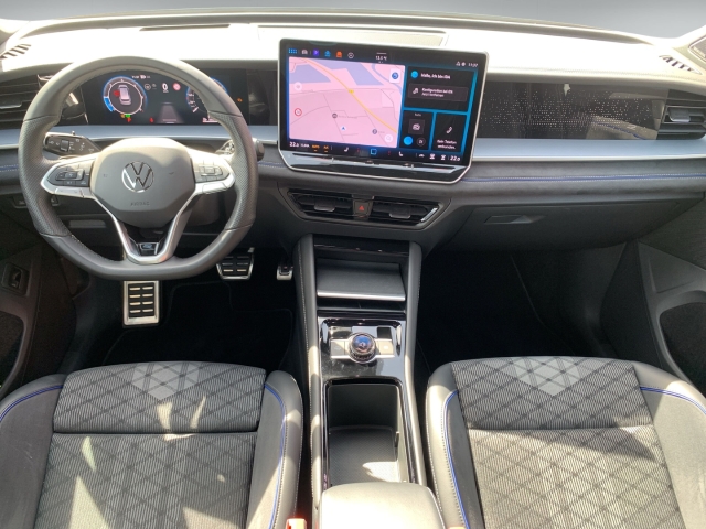 Tayron 2.0 TDI R-Line DSG 7-Sitze AHK Kamera ACC