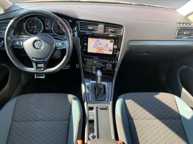 Golf Variant VII 1.6 TDI IQ.DRIVE AHK Navi RFK