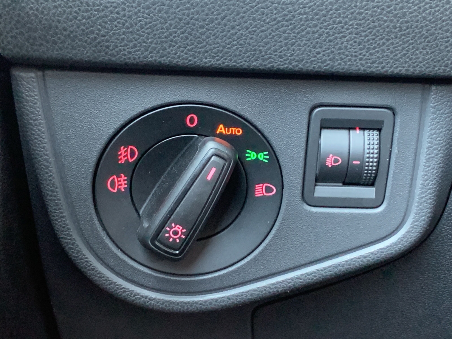 Polo 1.0 TSI Highline DSG Navi ACC App-Connect