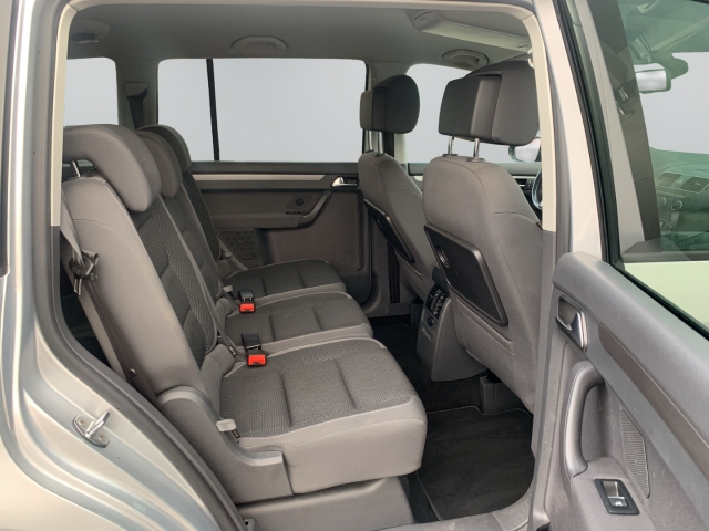 Touran 1.4 TSI Comfortline 7-Sitzer Navi Klima