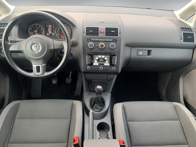 Touran 1.4 TSI Comfortline 7-Sitzer Navi Klima