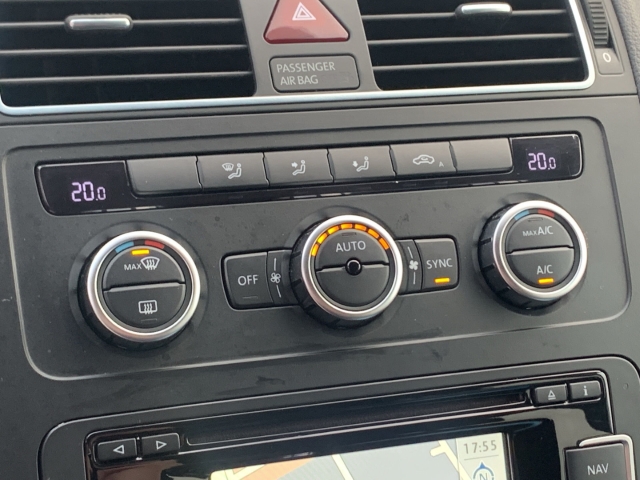 Touran 1.4 TSI Comfortline 7-Sitzer Navi Klima