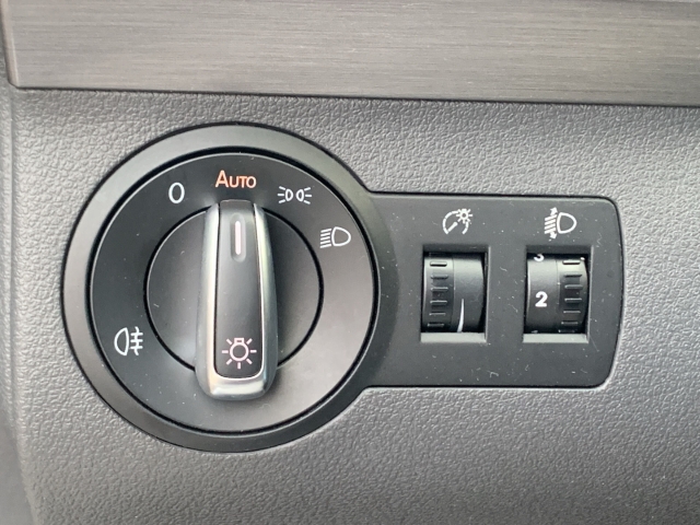 Touran 1.4 TSI Comfortline 7-Sitzer Navi Klima