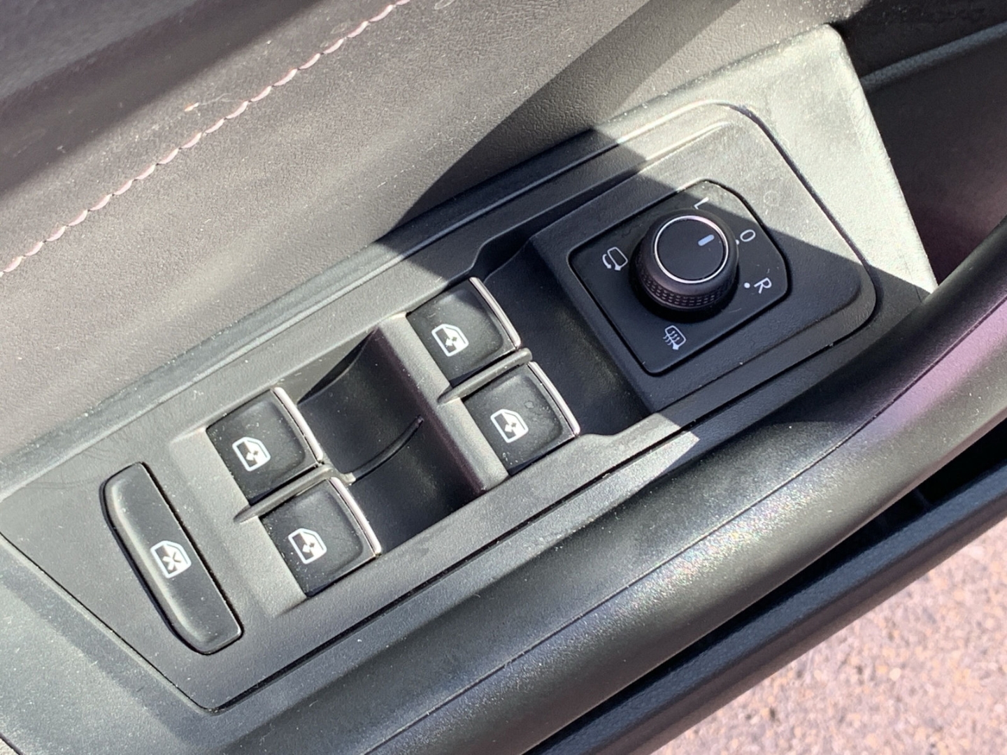 T-Roc 2.0 TDI Style Navi Massagesitze LED ACC