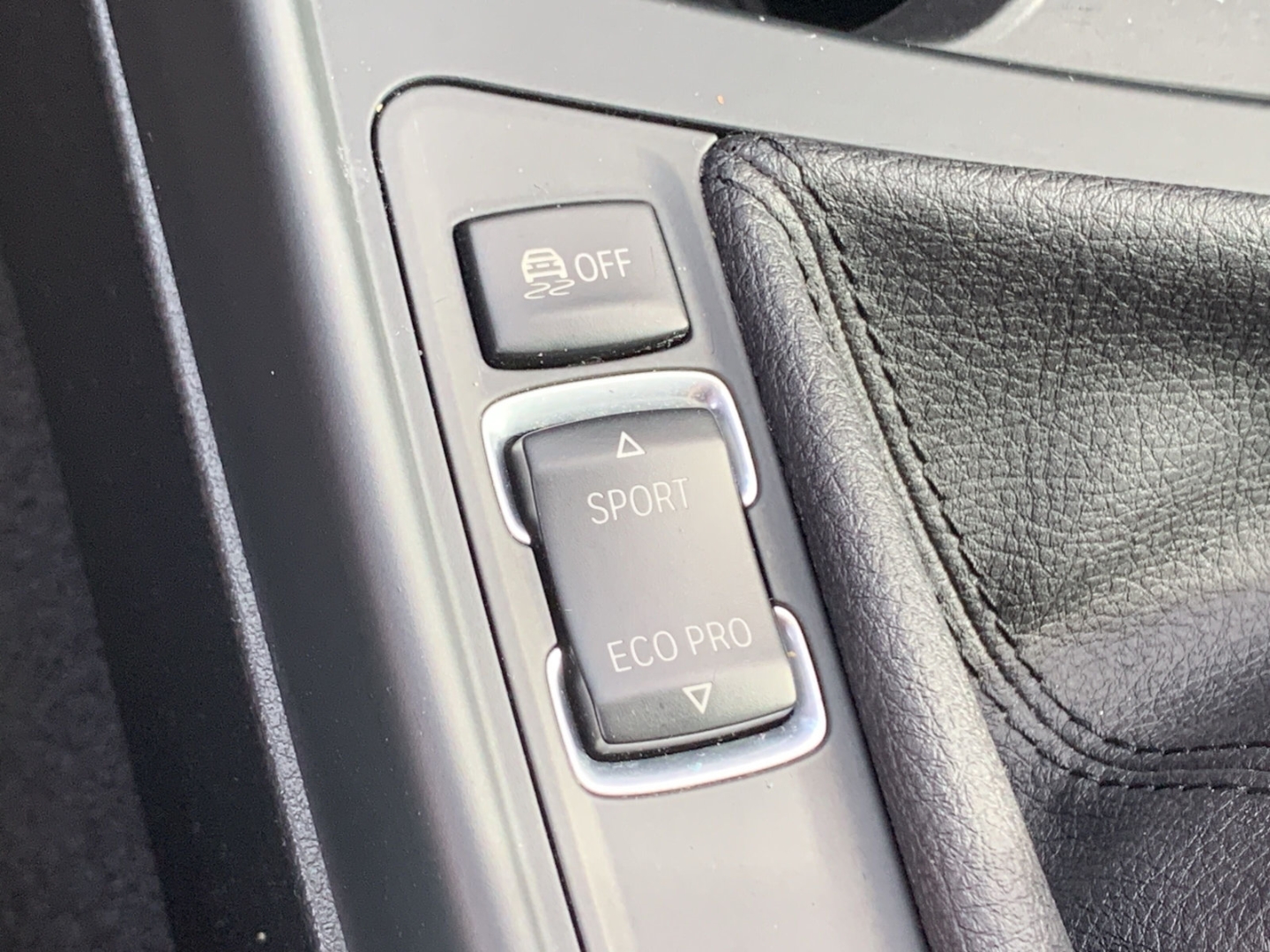118 i Sport Line Navi LED  SHZ Keyless Klima