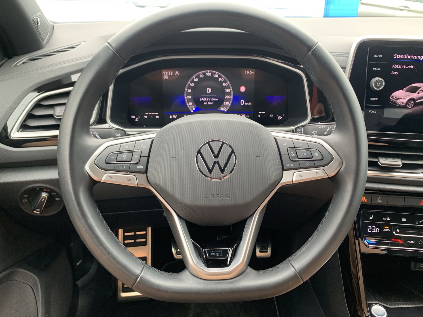 T-Roc 1.5 TSI R-Line StandHZG 289,- ohne Anzahl.