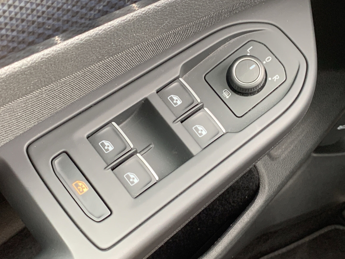 Golf VIII 1.0 TSI United Navi LED ACC SHZ PDC