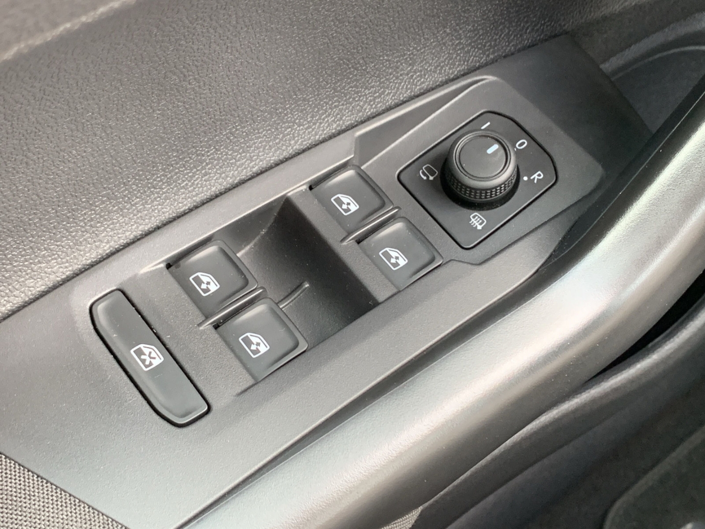 Taigo 1.0 TSI Life LED ACC SHZ App-Connect Klima