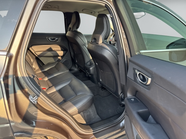 XC60 D4 Inscription StandHZG Navi Leder LED SH