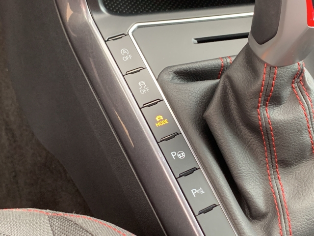 Polo GTI 2.0 TSI Navi IQ Light LED  APP Con. ACC
