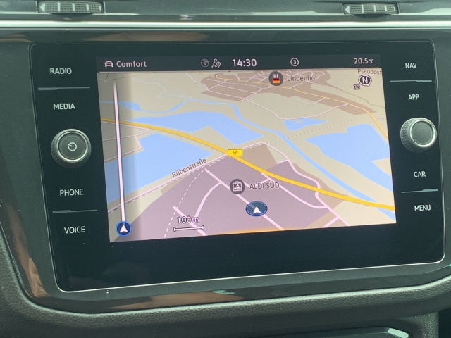 Tiguan 2.0 TDI 4M R-Line AHK Navi LED SHZ DCC