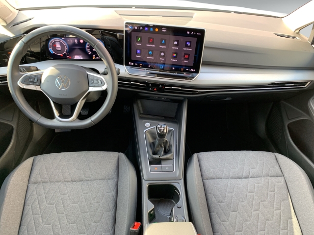 Golf VIII 1.5 TSI ACC SHZ LED App-Connect