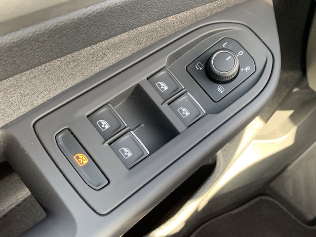 Golf VIII 1.5 TSI ACC SHZ LED App-Connect