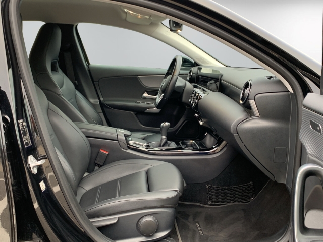 A 180 Progressive Navi LED Klima SHZ Keyless