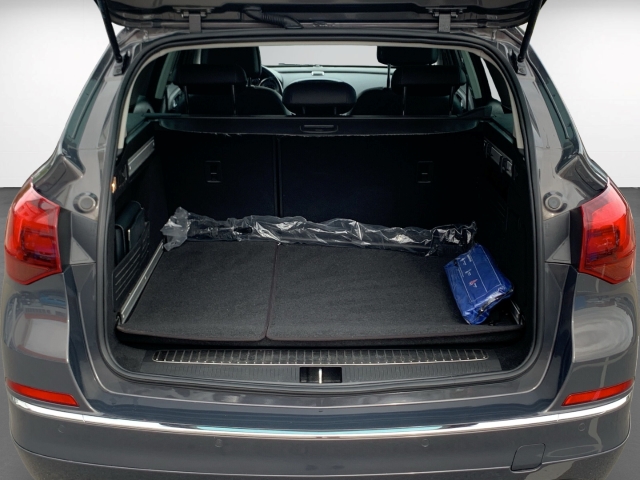 Astra Sportstourer 1.4 Turbo Exklusiv Navi