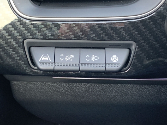 Arkana 1.6 E-TECH 145 Engineered Navi Pano ACC