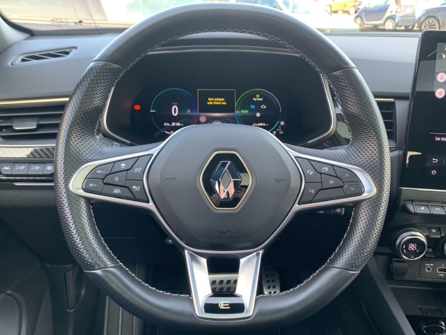 Arkana 1.6 E-TECH 145 Engineered Navi Pano ACC