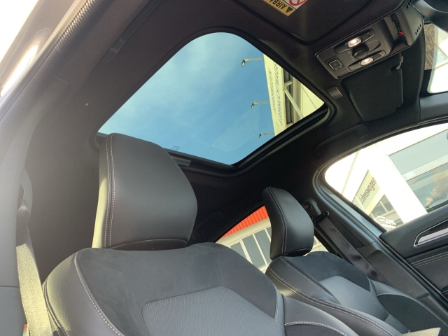 Arkana 1.6 E-TECH 145 Engineered Navi Pano ACC