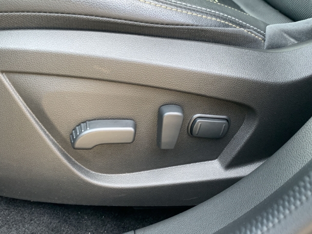 Arkana 1.6 E-TECH 145 Engineered Navi Pano ACC