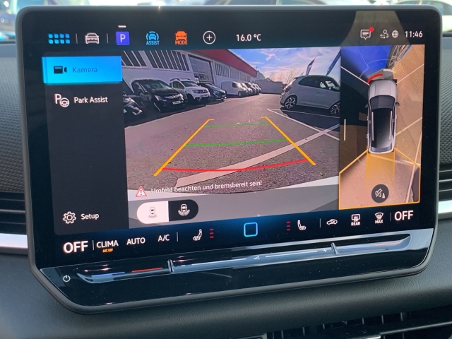 T-Roc 1.5 eTSI R-Line HUD Navi Area View Matrix