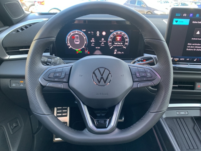 T-Roc 1.5 eTSI R-Line HUD Navi Area View Matrix