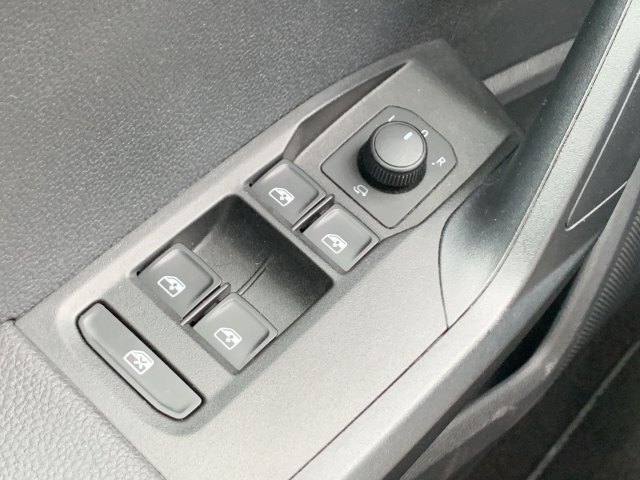 Ibiza 1.0 TSI Style Navi LED App-Connect SHZ