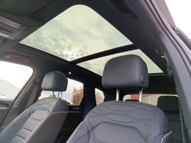 Touareg 3.0 TDI 4M R-Line Pano AHK 22'' Luftfed.
