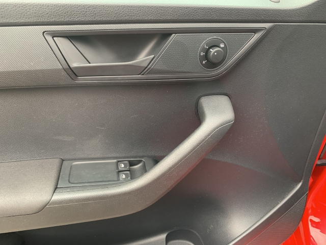 Fabia 1.0 MPI Cool Edition DAB Klima Freisprech.