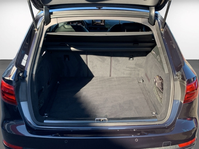 A4 Avant 2.0 TDI S-line AHK Panodach Navi Matrix