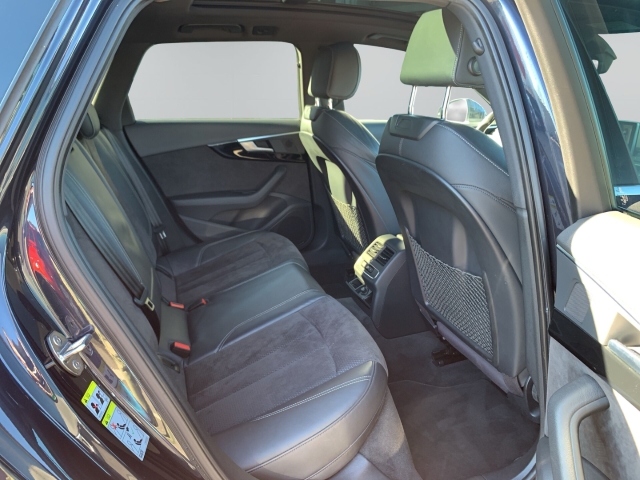 A4 Avant 2.0 TDI S-line AHK Panodach Navi Matrix