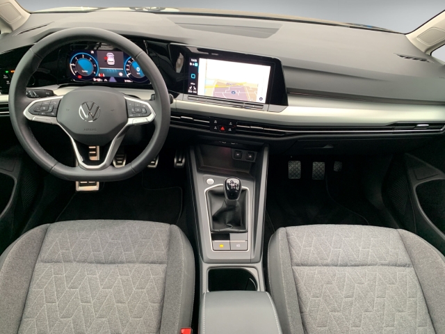 Golf VIII 2.0 TDI Move AHK Fahrschulausstattung