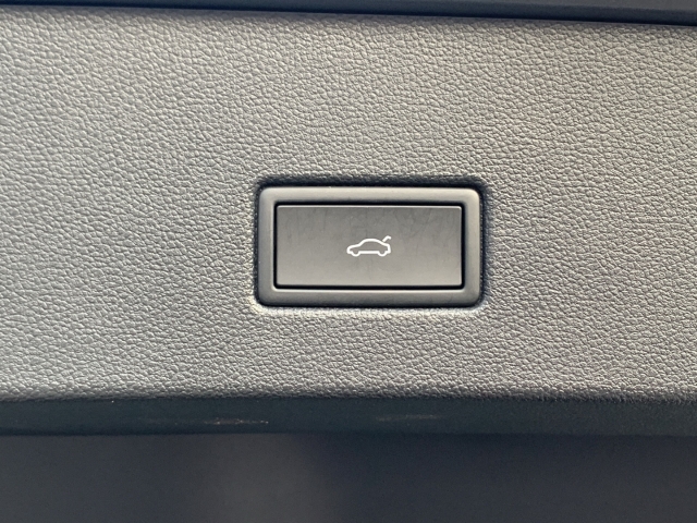 T-Roc 2.0 TSI 4M R-Line Pano Navi ACC Kamera SHZ