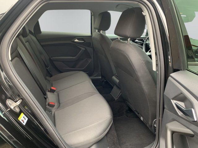 A1 Sportback 1.0 TFSI advanced LED SHZ PDC Klima