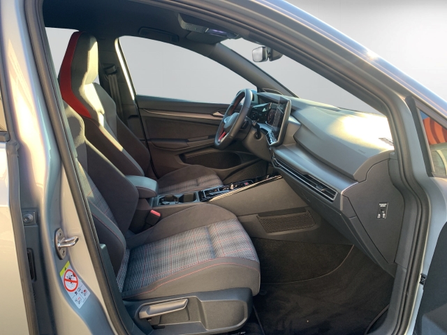 Golf GTI VIII 2.0 TSI DCC HarmanKardon IQ.Light