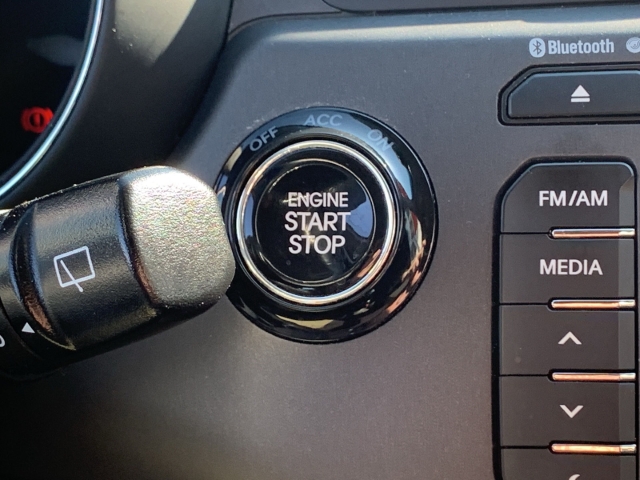 Rio 1.4 Spirit Navi SHZ LenkradHZG Rückfahrkam.