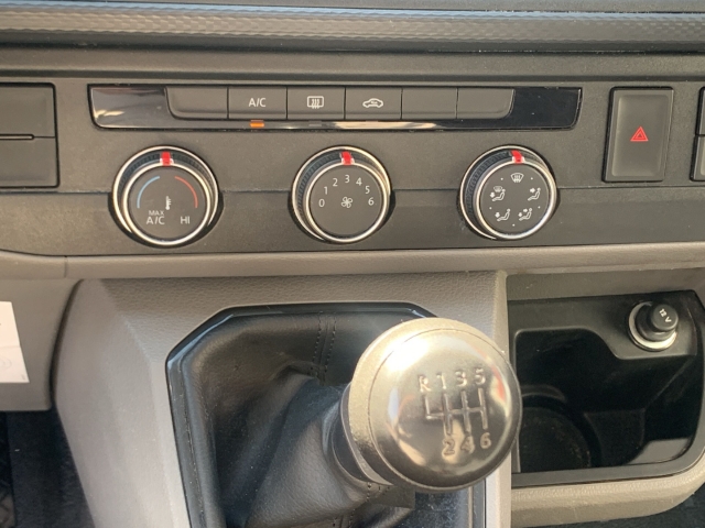 T6.1 Kasten lang 2.0 TDI AHK Klima Kamera BT