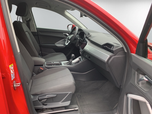 Q3 2.0 TDI advanced AHK Navi el.Heckklappe SHZ