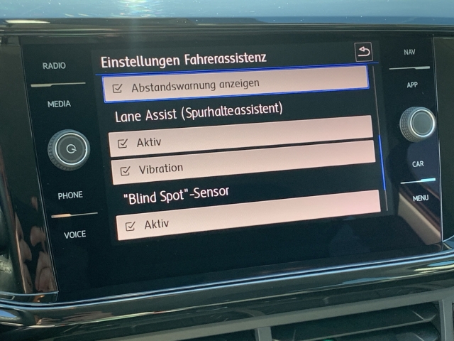 T-Cross 1.0 TSI Navi SHZ ACC Kamera GJR