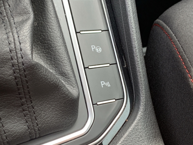 Golf Sportsvan 1.4 TSI Sound DSG AHK Navi SHZ