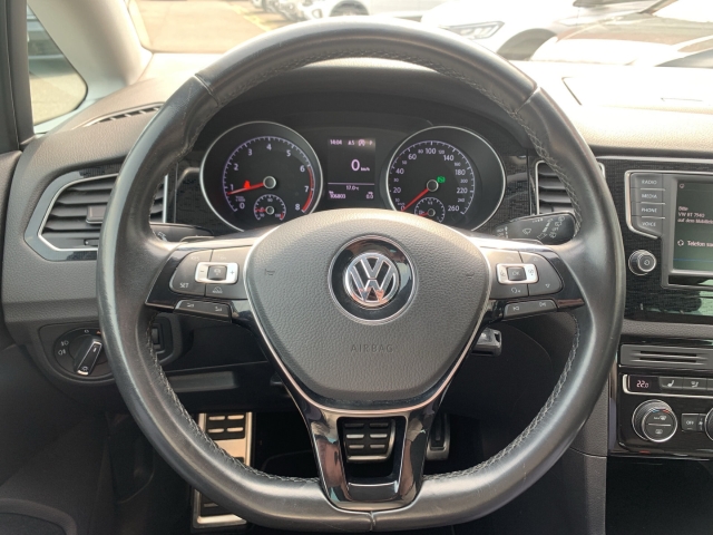 Golf Sportsvan 1.4 TSI Sound DSG AHK Navi SHZ