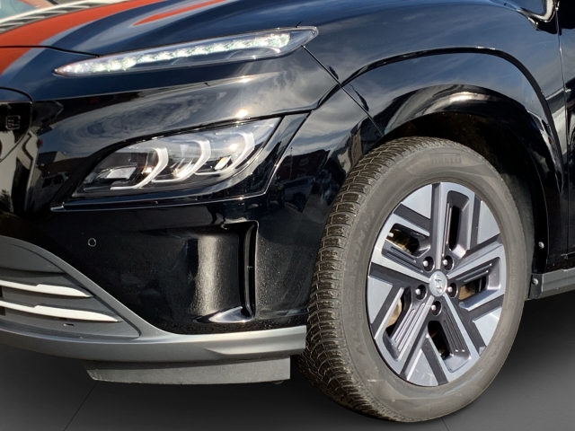 KONA 2WD Trend Pano Navi Soundsystem LED ACC SHZ