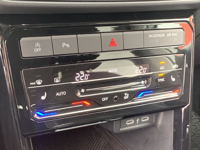 T-Cross 1.0 TSI Style DSG AHK Navi Kamera SHZ