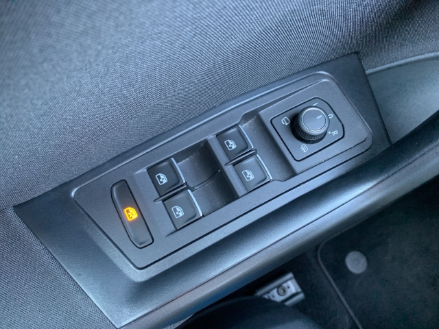 T-Roc 1.0 TSI United Navi ACC SHZ Kamera App-Con.