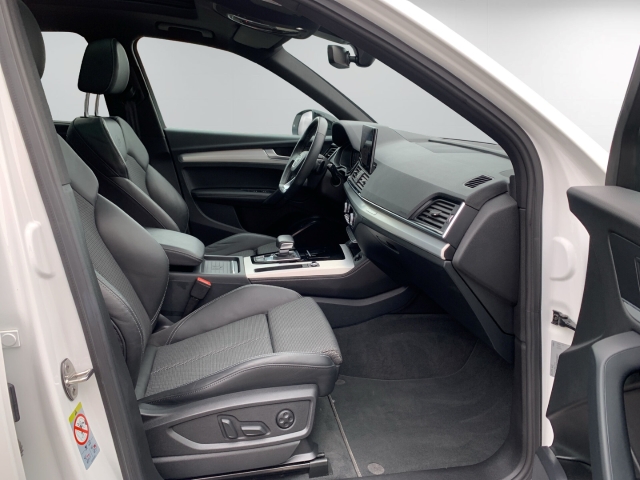 Q5 Sportback 2.0 TDI quattro S-line Pano StandHZG