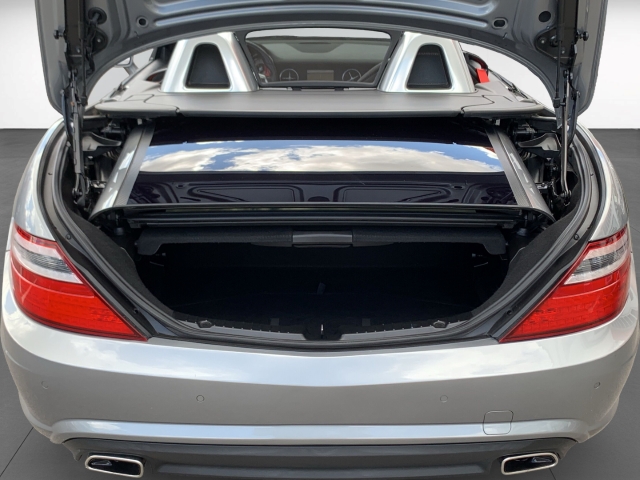 SLK 200 AMG-Line Navi Leder Klima SHZ Temp PDC