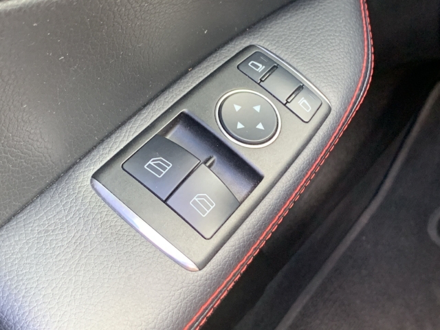SLK 200 AMG-Line Navi Leder Klima SHZ Temp PDC