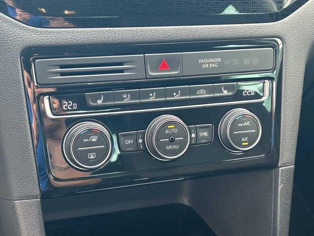 Golf Sportsvan 1.2 TSI Sound DSG Navi ACC Kamera