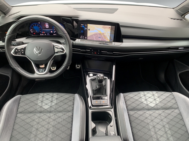 Golf VIII 1.5 TSI R-Line AHK Pano Navi ACC SHZ