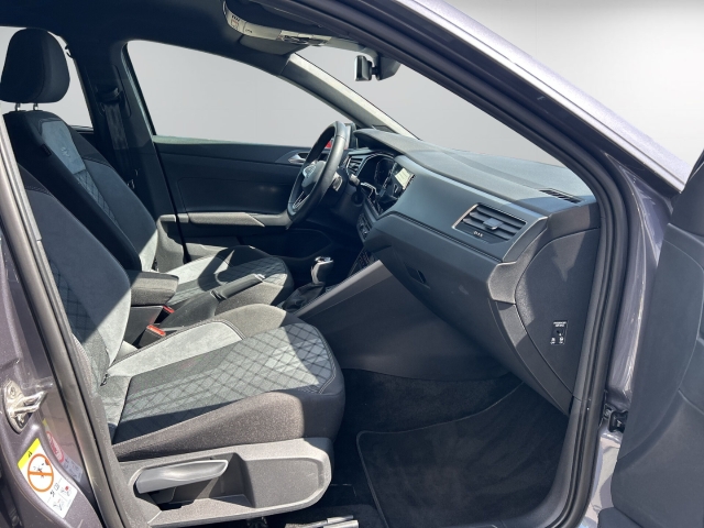Polo 1.0 TSI R-Line Navi Kamera IQ.Light ACC