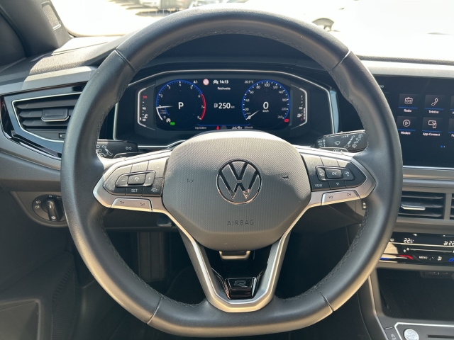 Polo 1.0 TSI R-Line Navi Kamera IQ.Light ACC